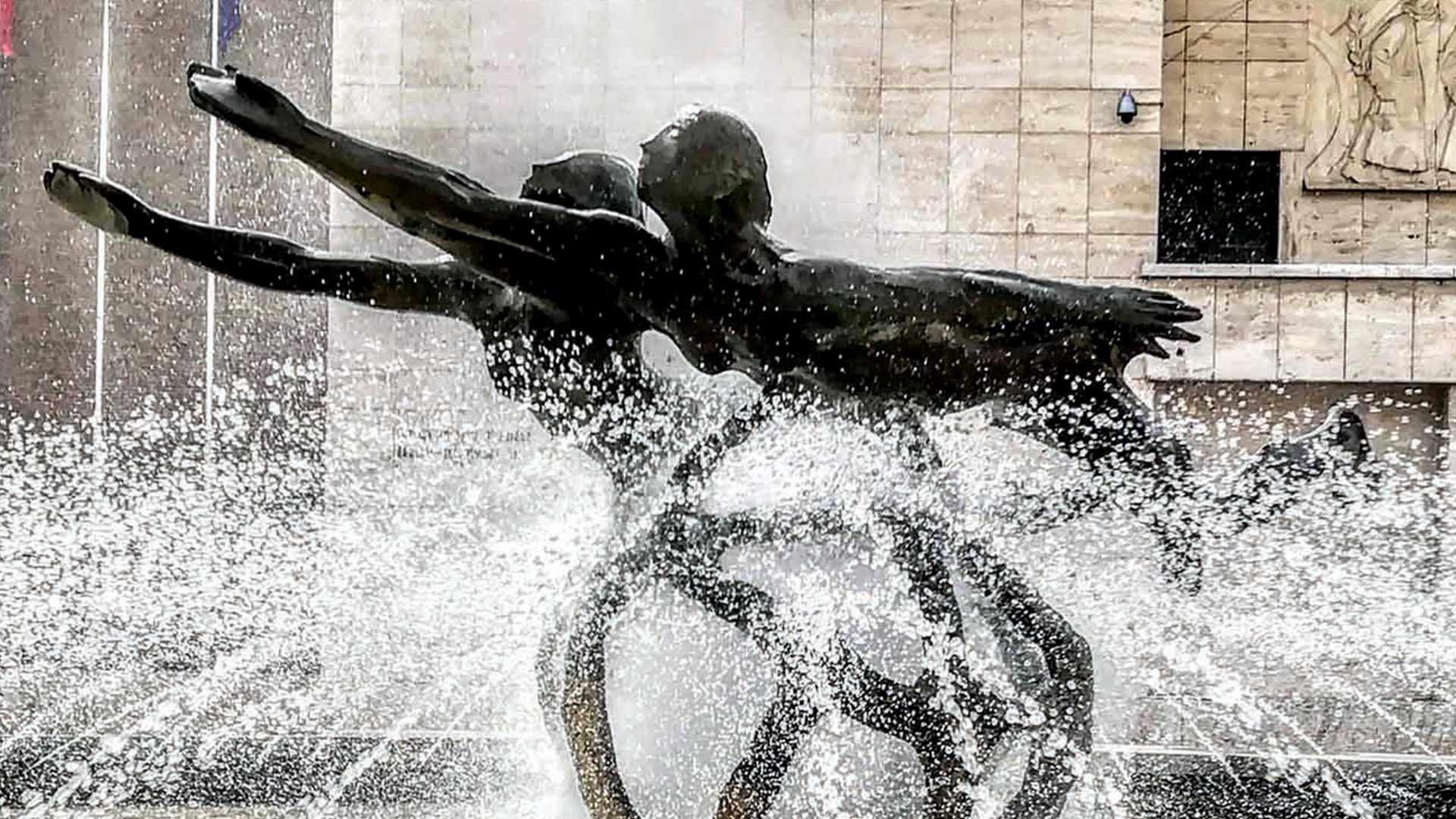 La fontana delle naiadi in Piazza del Tribunale